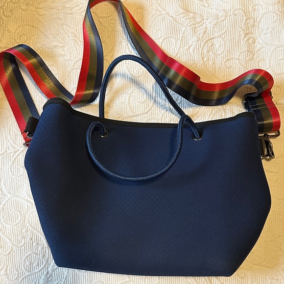 HAUTE SHORE Handbags - HAUTE SHORE Navy Tote with Colorful Strap